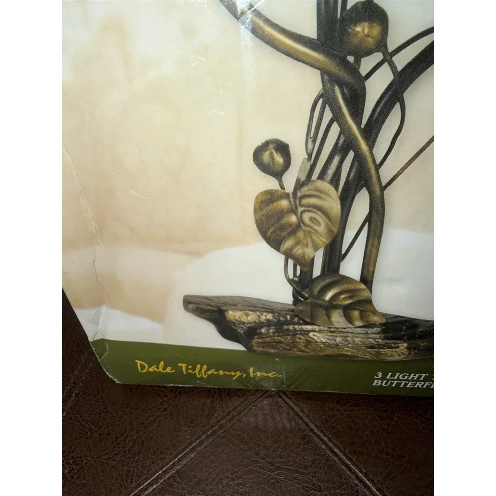 Dale Tiffany 3 Light Lily Table Lamp Butterfly Art Glass Shade NIB Vintage New